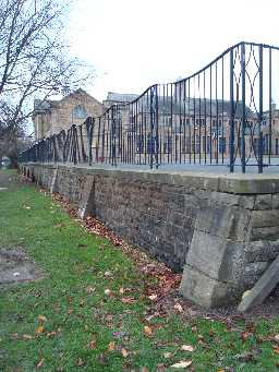 Walls, Piers and Railings @ King James I School © DCC 24/11/09